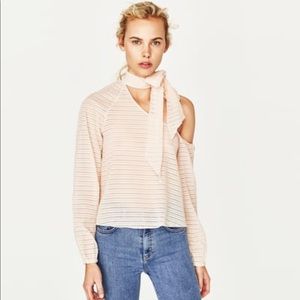 Zara Asymmetric too with bow - new without tags